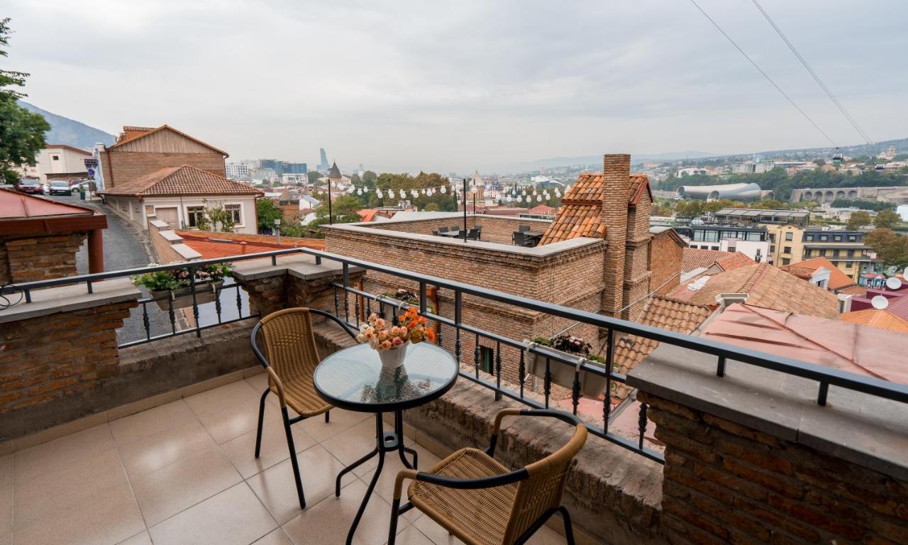 Golden View Apartment Tbilisi Exterior photo