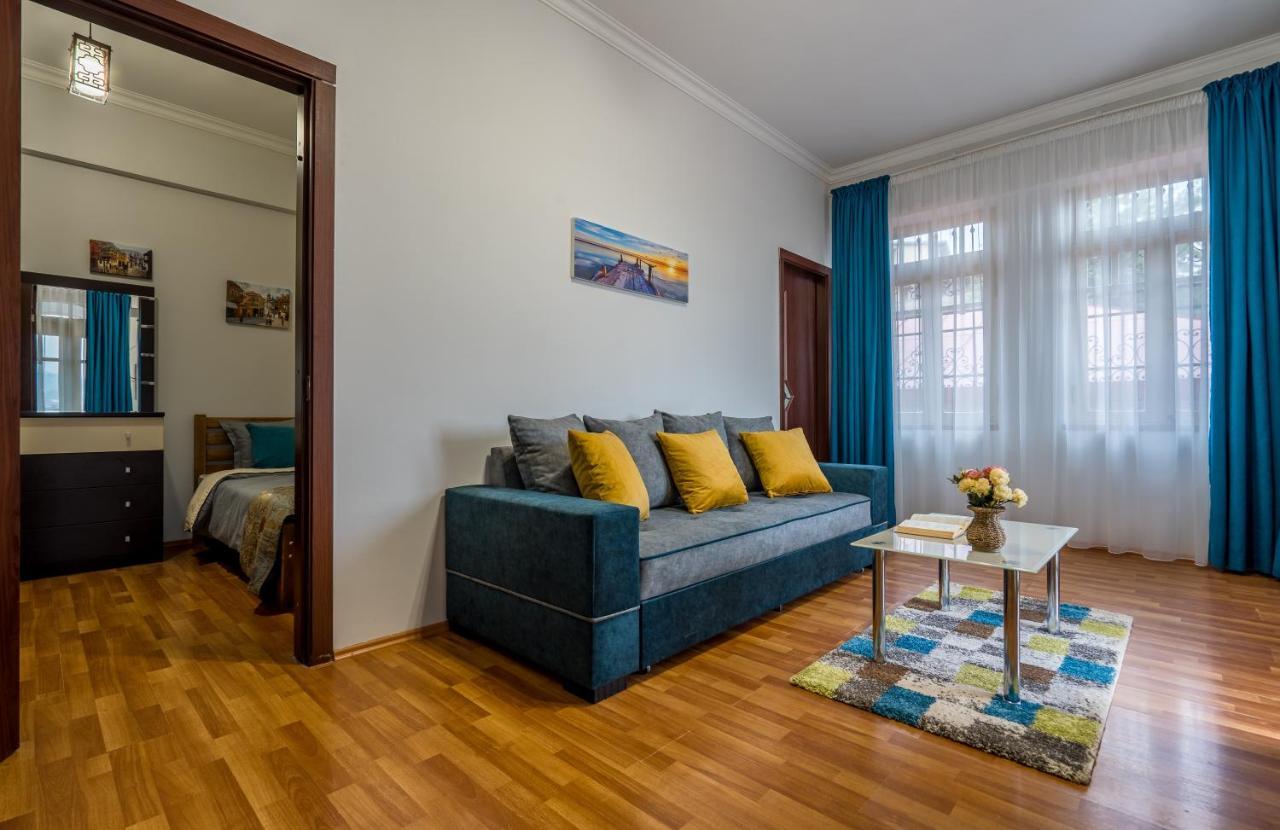 Golden View Apartment Tbilisi Exterior photo