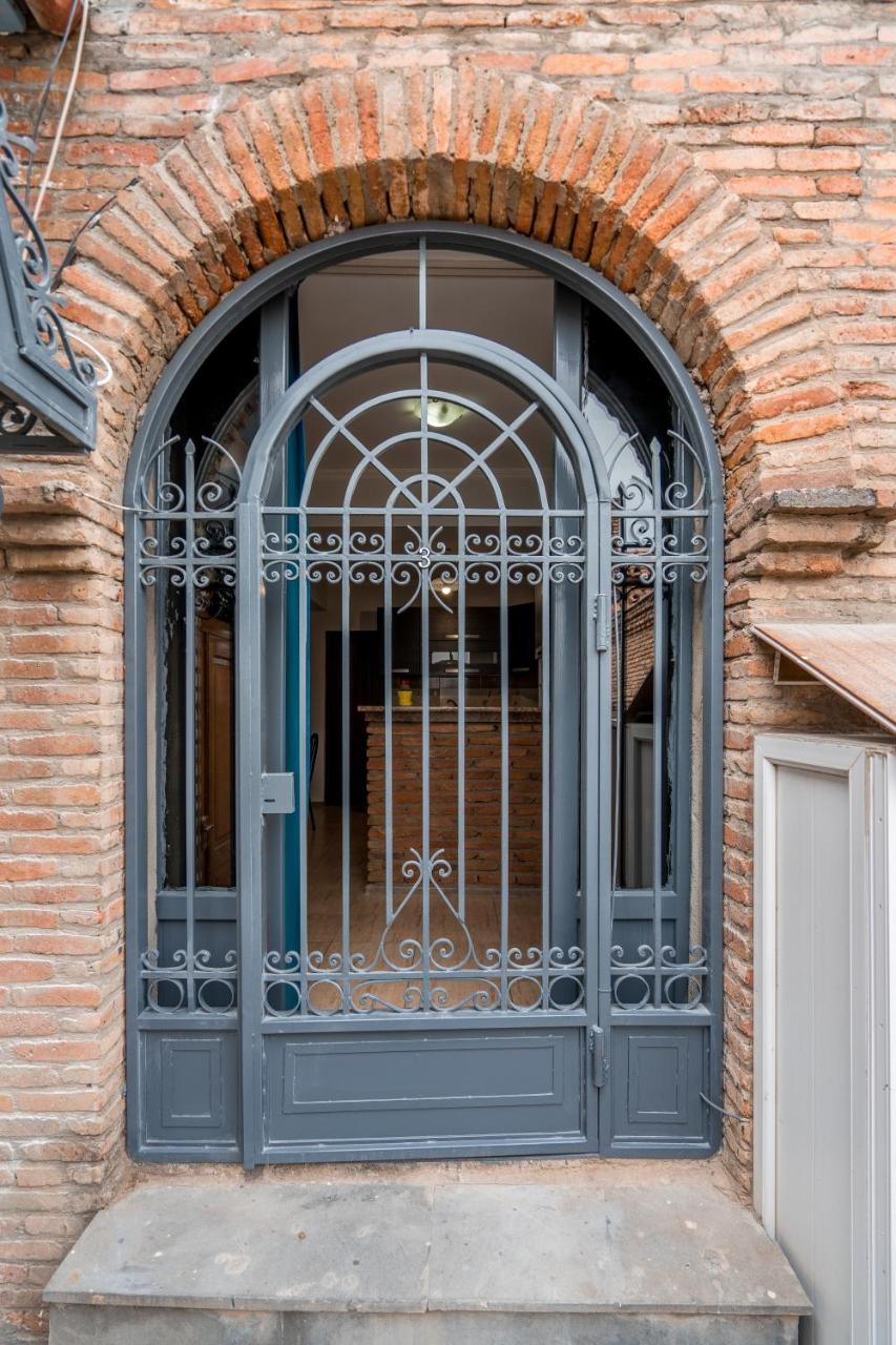 Golden View Apartment Tbilisi Exterior photo