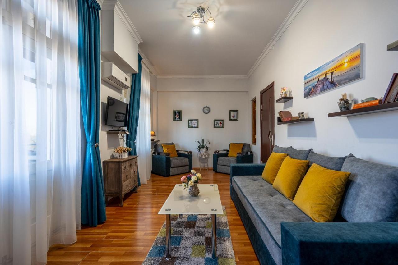 Golden View Apartment Tbilisi Exterior photo